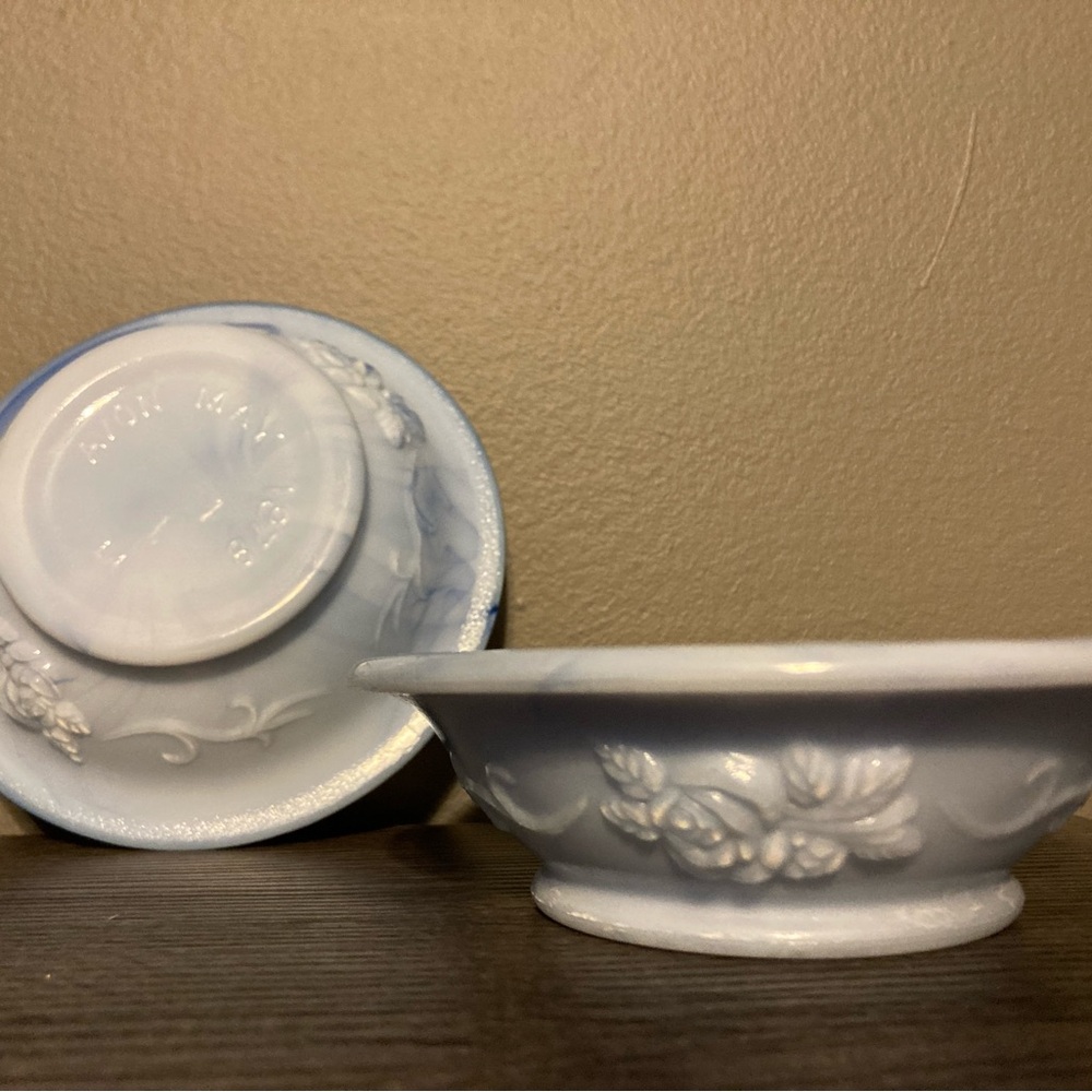 Unique Gift Vintage 1978 Avon Blue Slag Milk Glass Ring Soap Succulent Dish Bowl